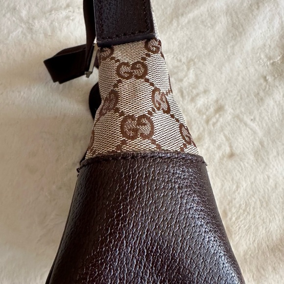 100% Authentic Gucci GG Monogram Canvas Crossbody Bag - Picture 5 of 16